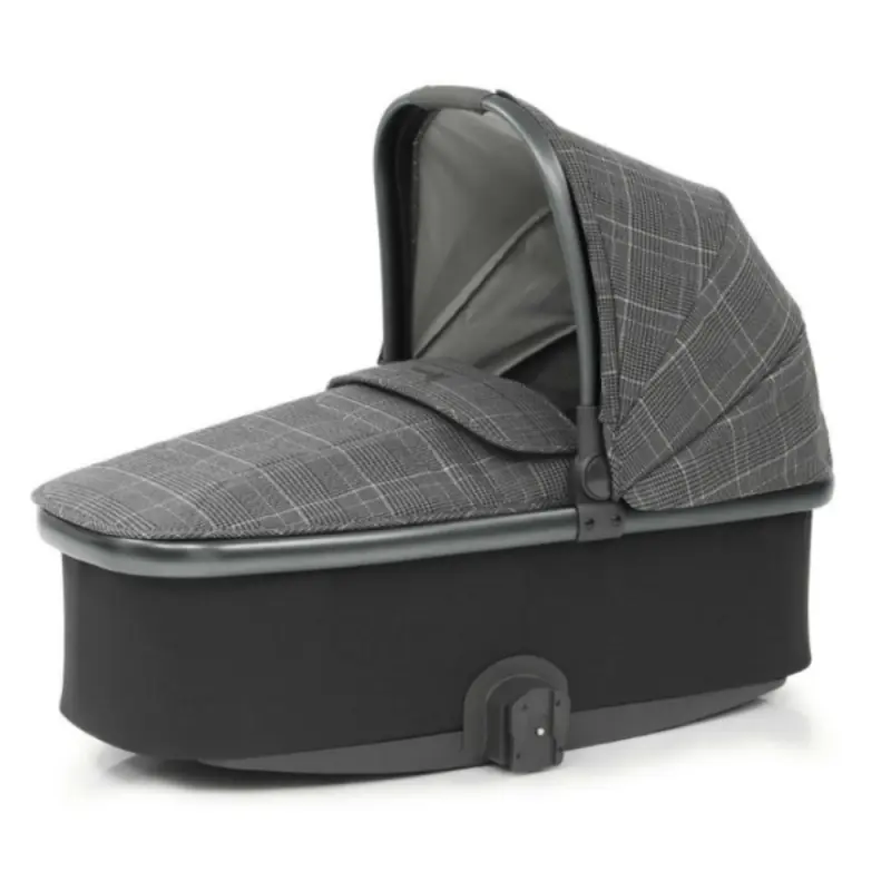 Image of Babystyle Oyster 3 City Grey Finish Carrycot-Manhattan