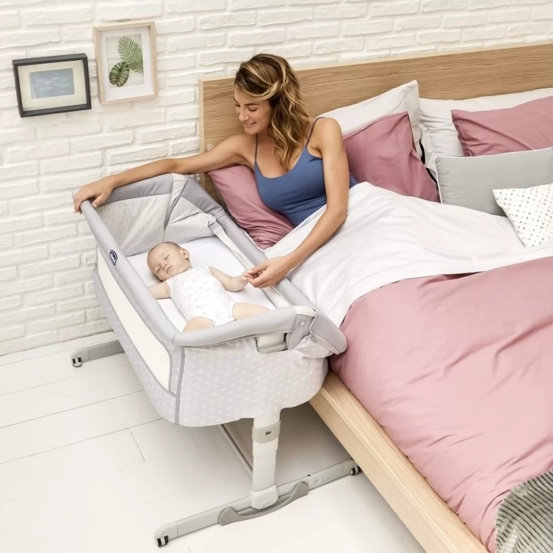 chicco next2me dream side sleeping crib