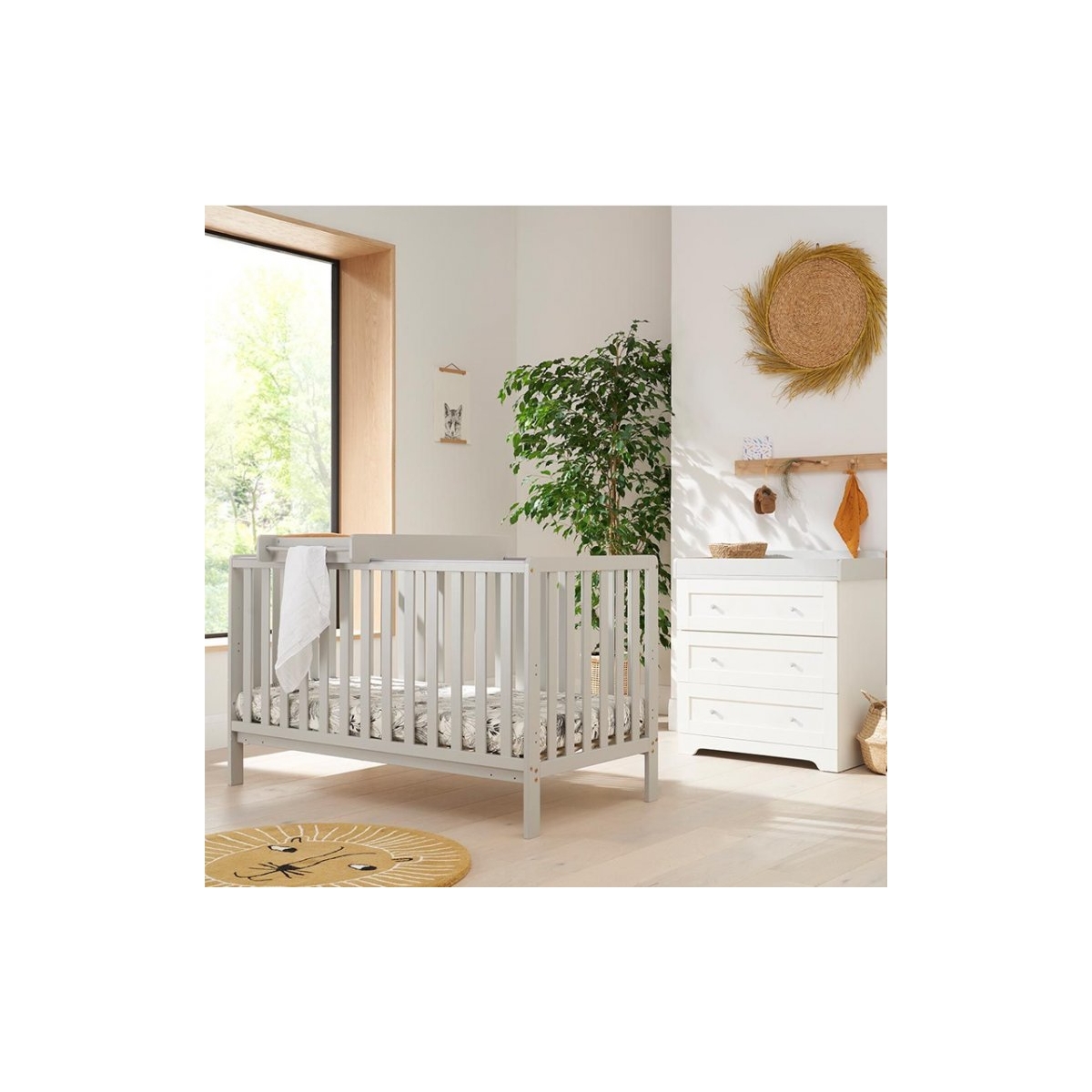 Tutti Bambini Malmo 2 Piece Room Set with Cot Top Changer