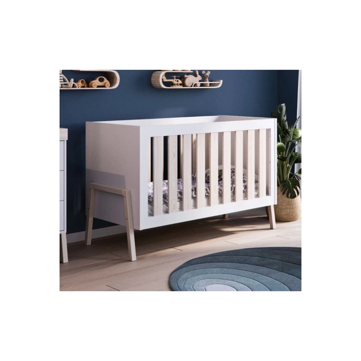Babystyle Arendelle Cot Bed