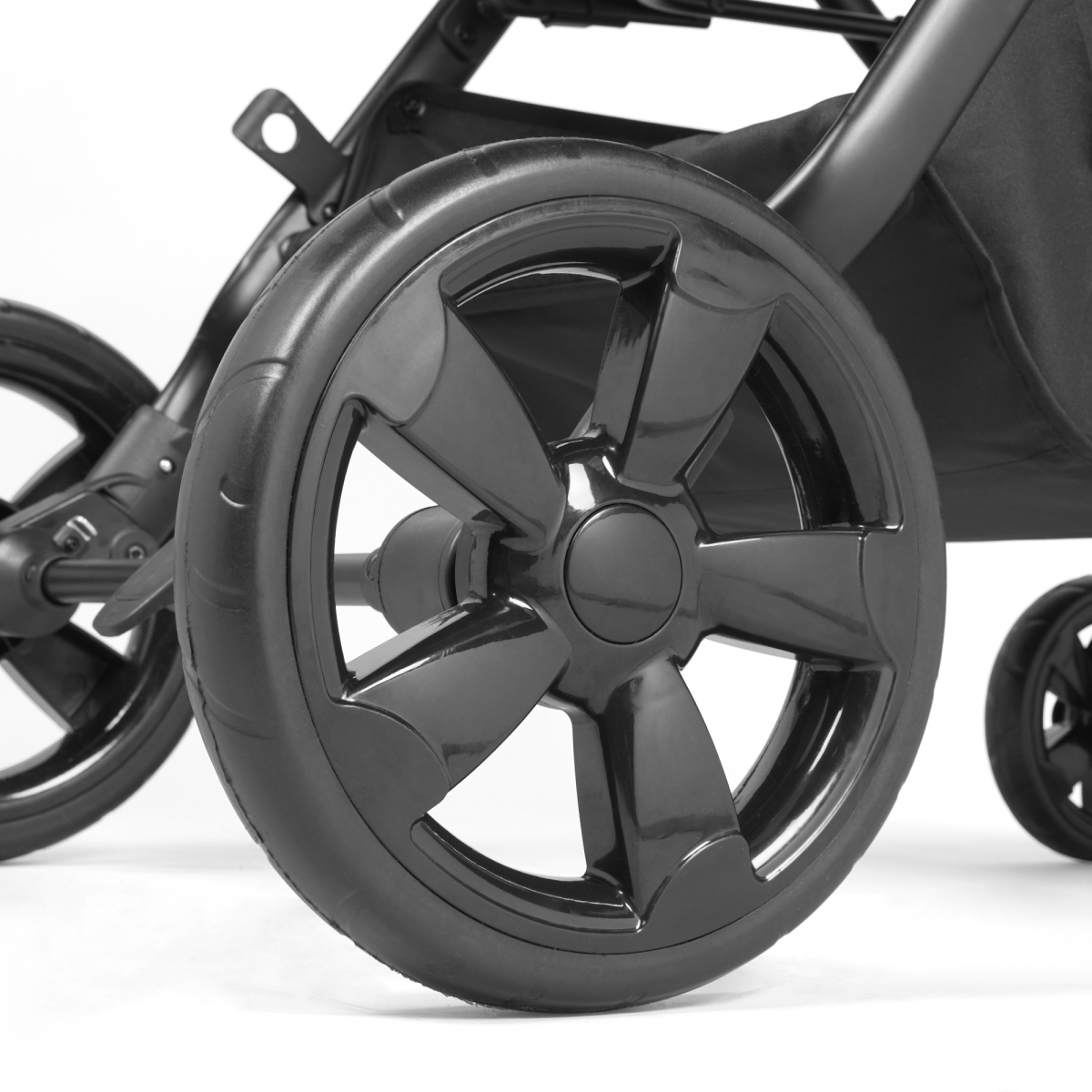 Ickle bubba Comet AllinOne Travel System with Astral Car SeatBlack