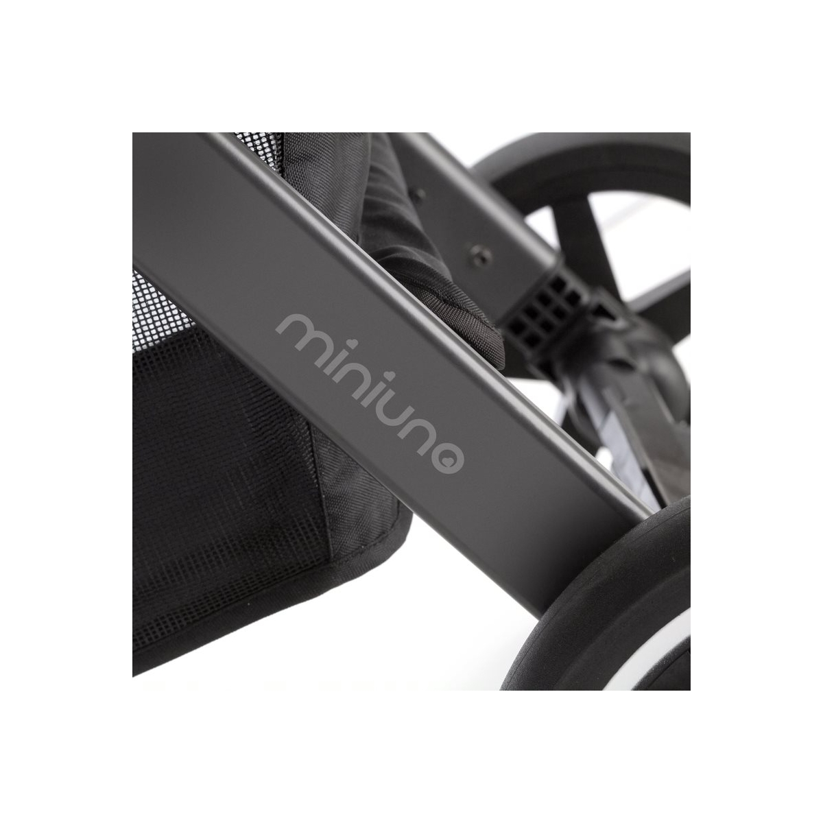miniuno Toura Special Edition Travel SystemGunmetal + FREE SecureFix