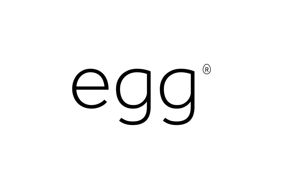 egg 2 Shell Car Seat-Feather 